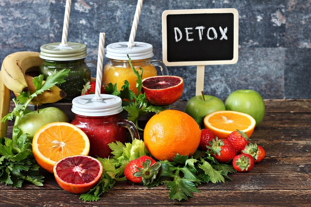 7 Powerful Ways to Detox Your Body Naturally With Food