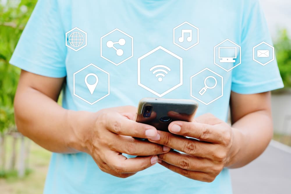 Build a Healthier Relationship with Your Smartphone in 5 Simple Steps