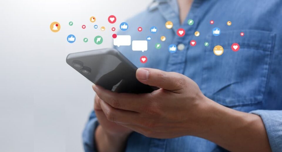 Mindful Social Media: How to Unfollow Negativity and Curate Positivity