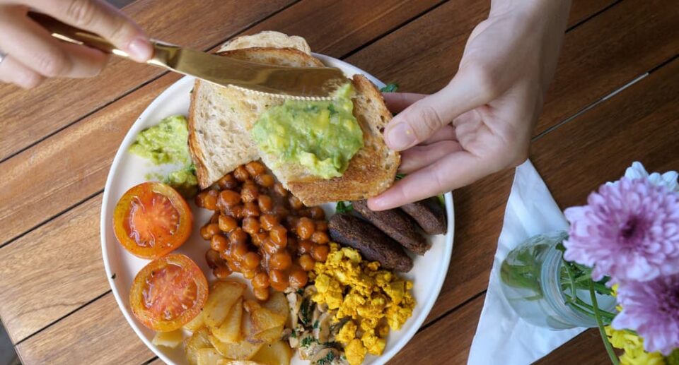 5 Easy Plant Based Food Breakfast Recipes for Busy Mornings